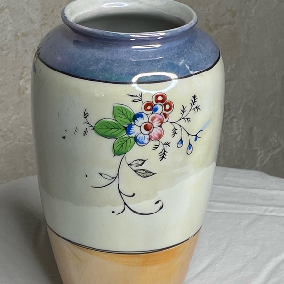 Antique Lusterware Vase - Picture 2 of 5